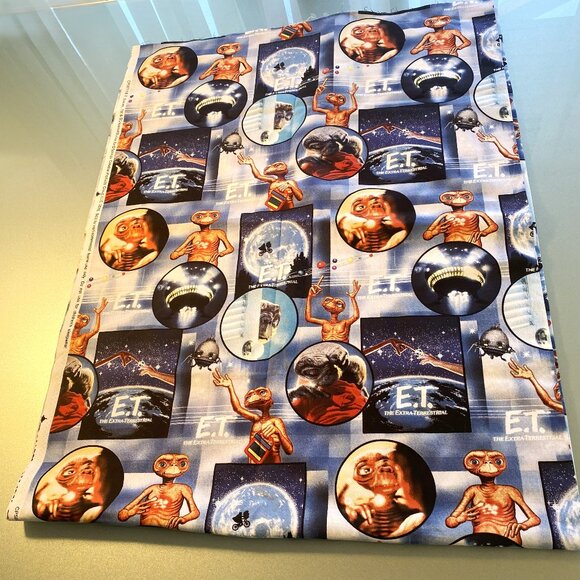 Springs Creative Products 2016 ET The Extraterrestrial fabric - Picture 1 of 1